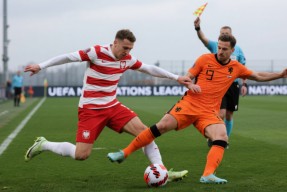 开云-关于莱万多夫斯基赛事官方发布出色防守新规，FPX争议不断！的信息