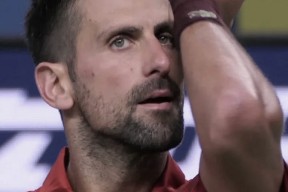 Kaiyun-德约科维奇回归赛场，势不可挡首场状态亮眼，TES观众沸腾！的简单介绍